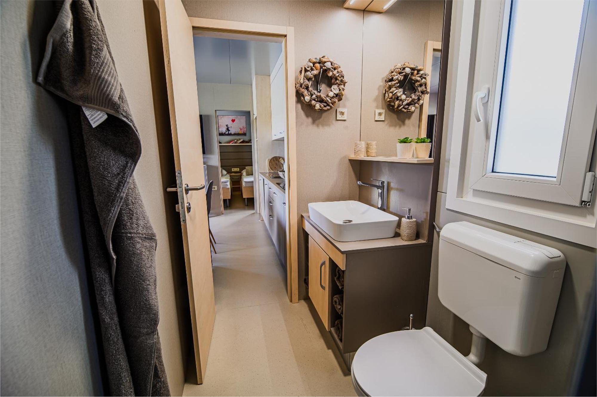 Deluxe View Mobile Homes With Thermal Riviera Tickets Hébergement de vacances *